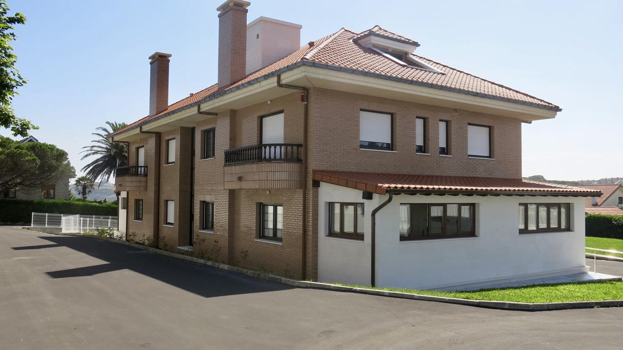 Apartamentos La Canal Сото-де-ла-Маріна Екстер'єр фото
