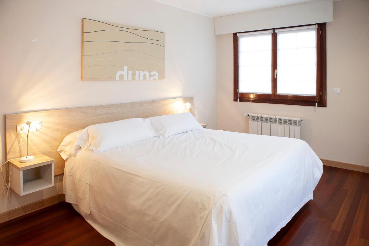 Apartamentos La Canal Сото-де-ла-Маріна Екстер'єр фото